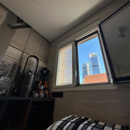 Habitacion New York - 5 Torres Madrid Buitenkant foto